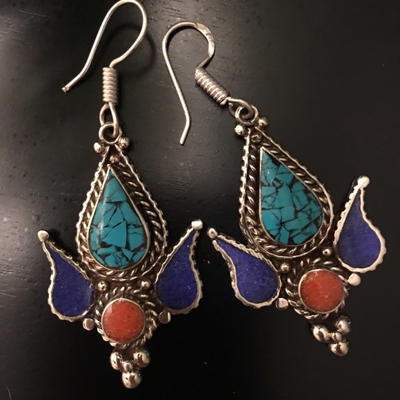 Beautiful turquoise and coral earrings - Picture 2 of 5